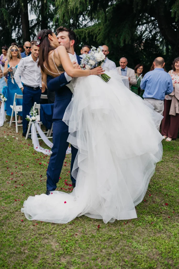 Matrimonio da Sogno in Villa Le Due Torrette a Erba: l’eleganza di sposarsi a Como 48 Dream Wedding at Villa Le Due Torrette in Erba The Elegance of a Lake Como Celebration Alice e Andrea 290624 49 1