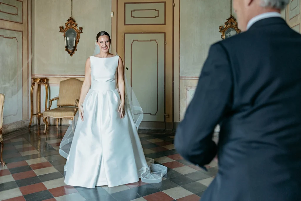 10 villa gandini papa vede sposa abito nuziale