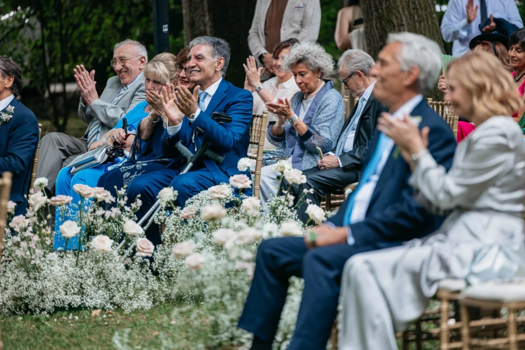 27 villa gandini invitati applausi cerimonia civile
